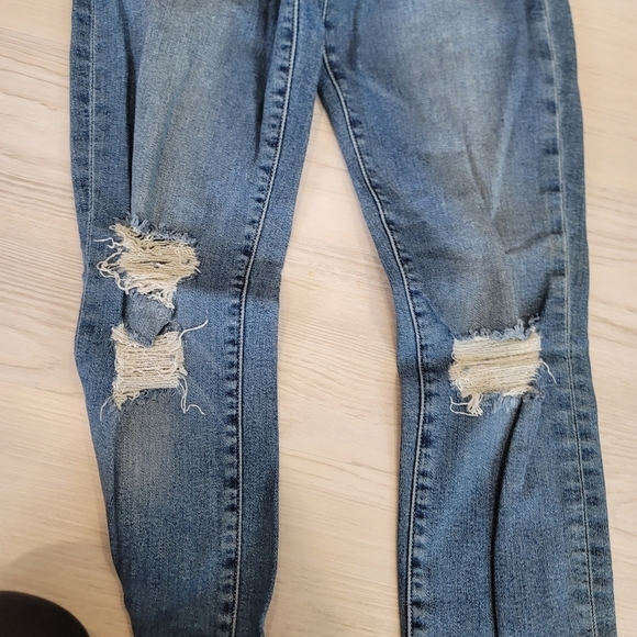 FRAME Le High Distressed Skinny Jeans 24 - Picture 12 of 16